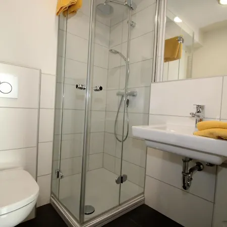 Trafalgar 427 Apartment *